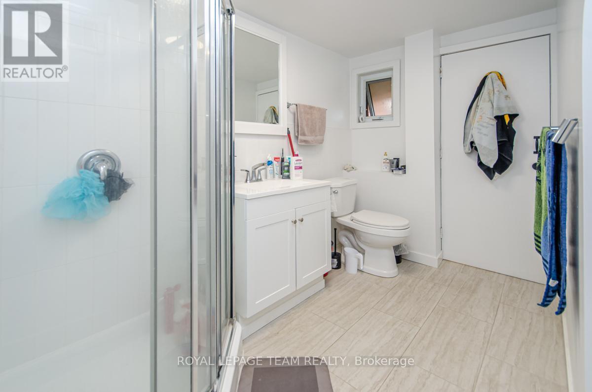 Unit 3 - 46 James Street, Ottawa, ON - Indoor Photo Showing Bathroom