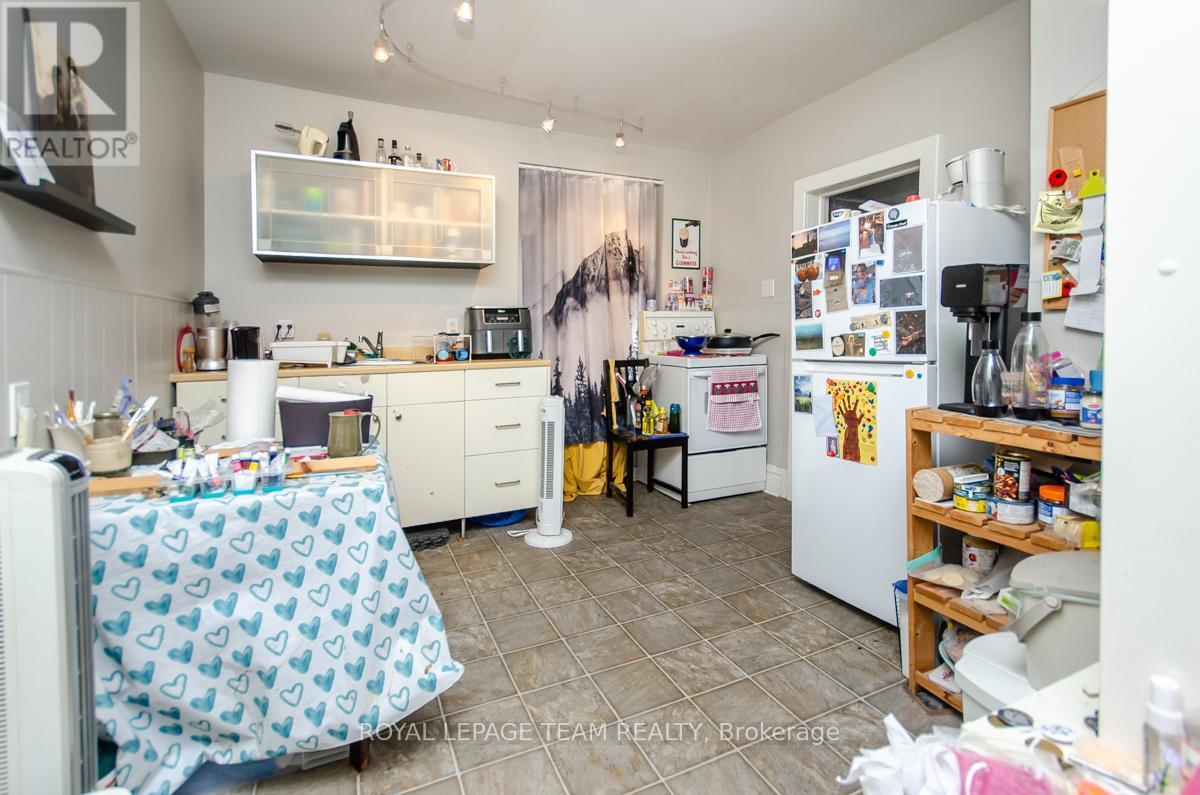 395 Mcleod Street, Ottawa, ON - Indoor Photo Showing Other Room