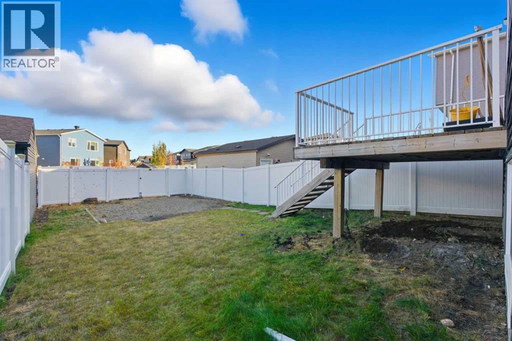 36 Howse Drive Ne, Calgary, AB - Outdoor