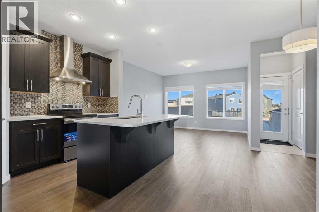 36 Howse Drive Ne, Calgary, AB - Indoor Photo Showing Kitchen With Upgraded Kitchen