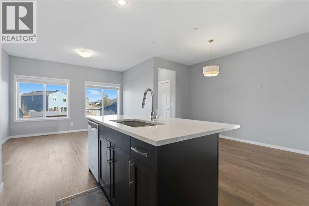 36 Howse Drive Ne, Calgary, AB - Indoor Photo Showing Kitchen
