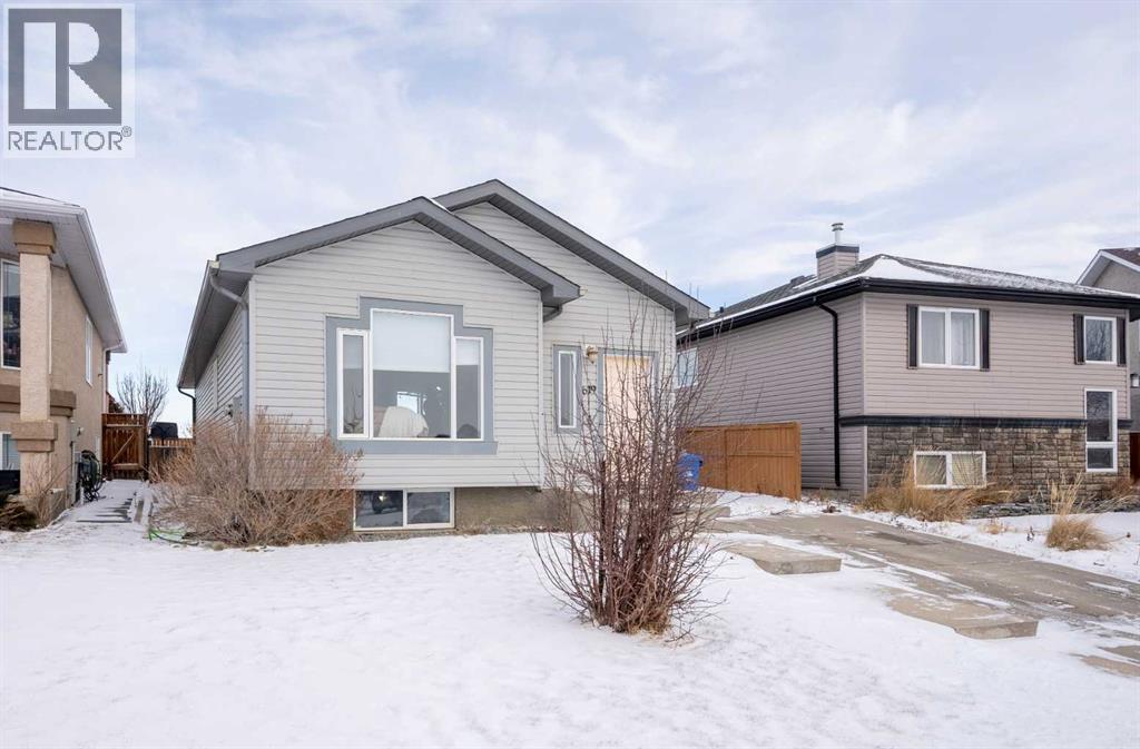 619 Aberdeen Crescent W, Lethbridge, AB - Outdoor