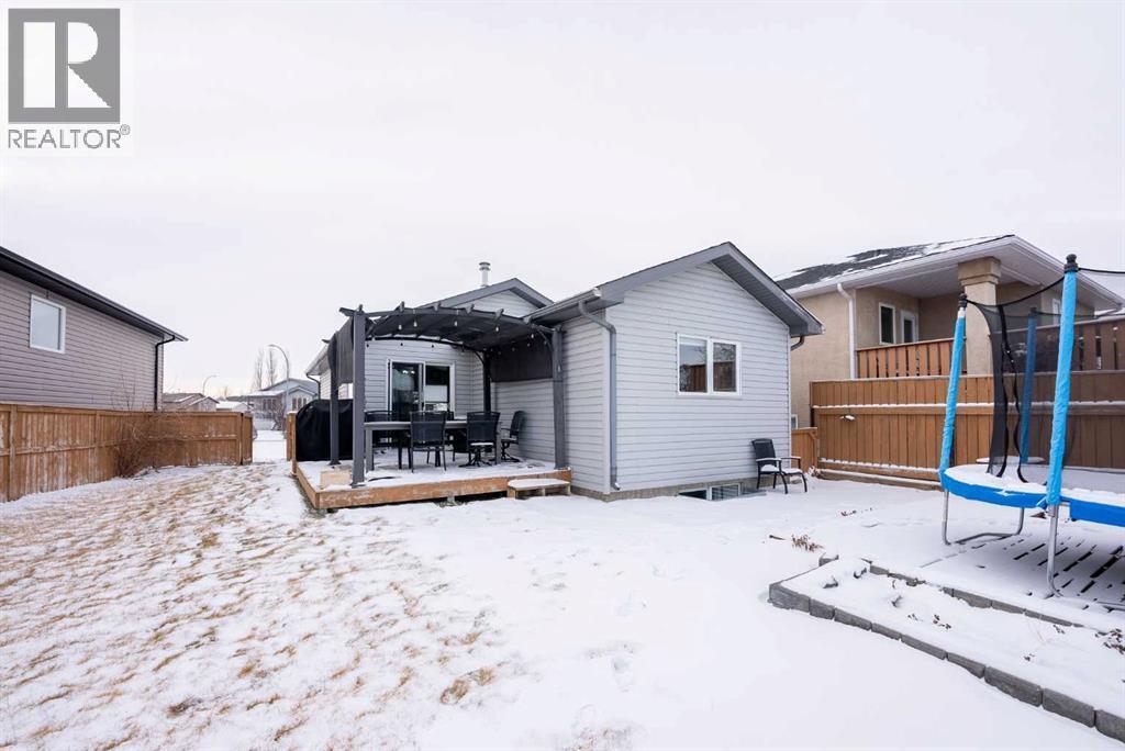 619 Aberdeen Crescent W, Lethbridge, AB - Outdoor With Deck Patio Veranda With Exterior