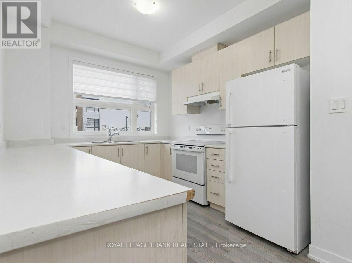 36 Bateson Street, Ajax (South West), ON - Indoor Photo Showing Kitchen