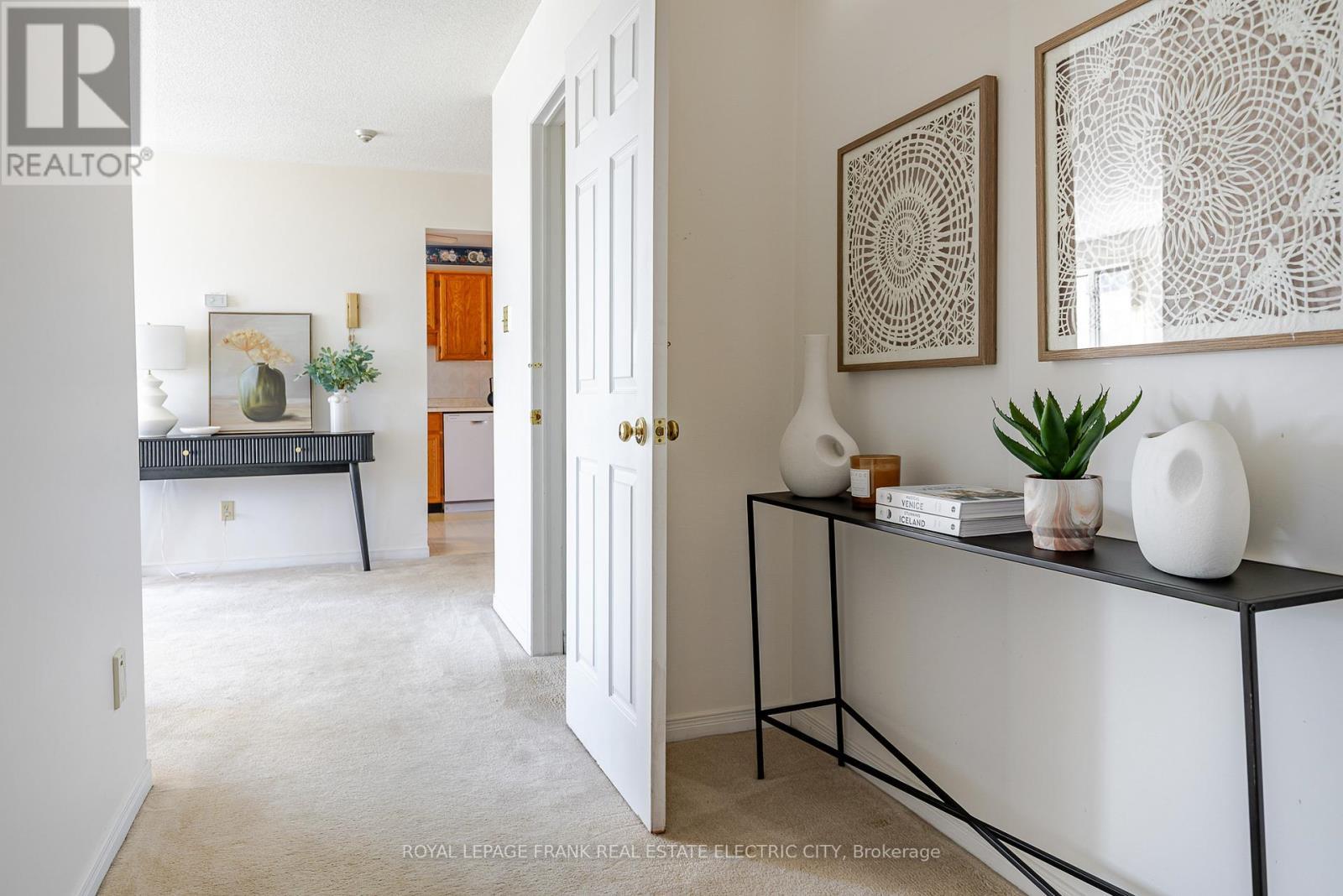 30 - 36 Champlain Crescent, Peterborough (Northcrest Ward 5), ON - Indoor Photo Showing Other Room