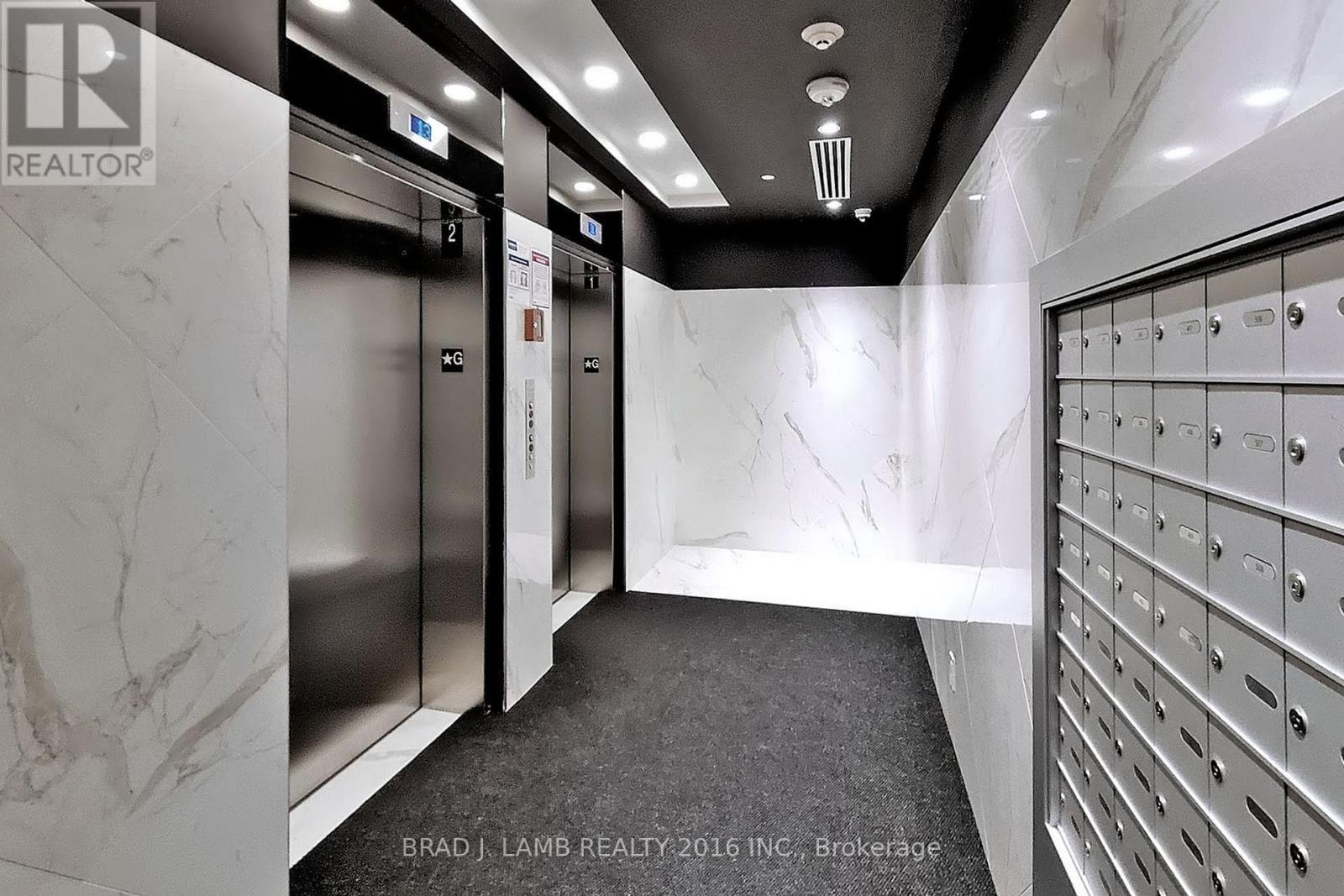 202 - 458 Richmond Street W, Toronto, ON - Indoor Photo Showing Other Room