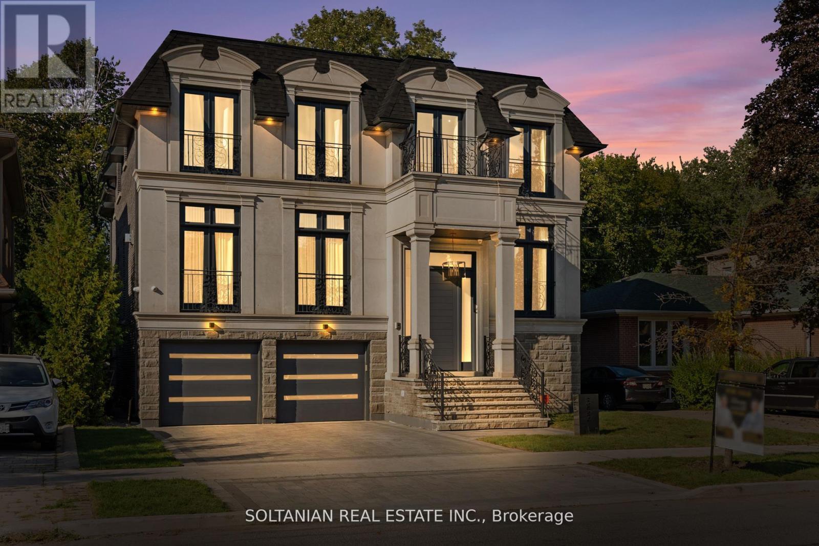 352 Patricia Avenue, Toronto, ON - Outdoor With Facade