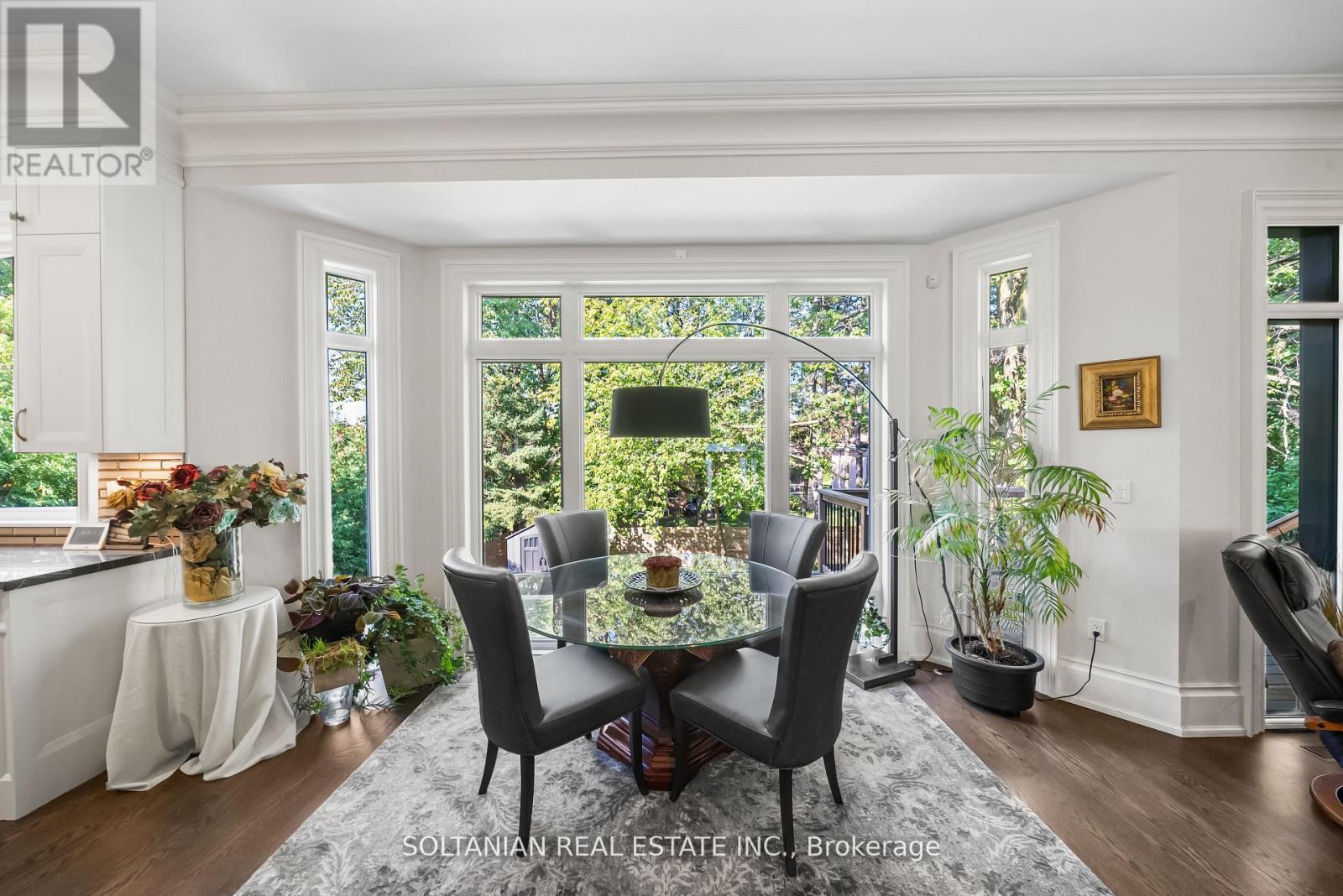 352 Patricia Avenue, Toronto, ON - Indoor Photo Showing Dining Room