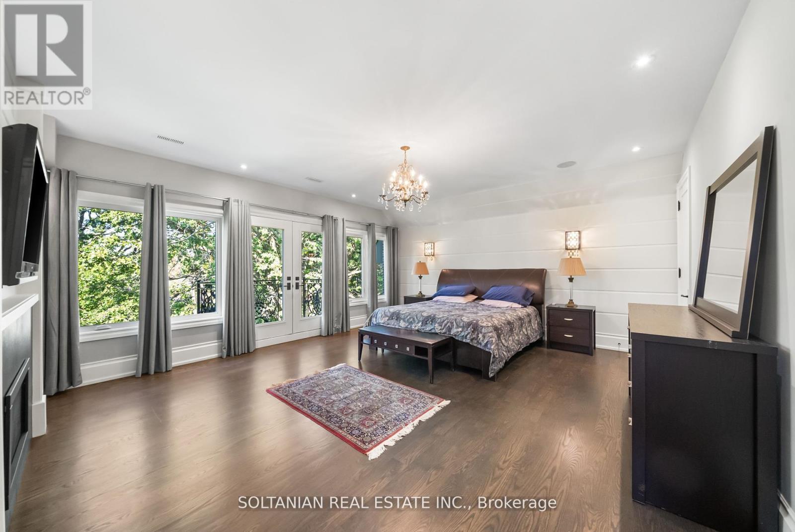 352 Patricia Avenue, Toronto, ON - Indoor Photo Showing Bedroom