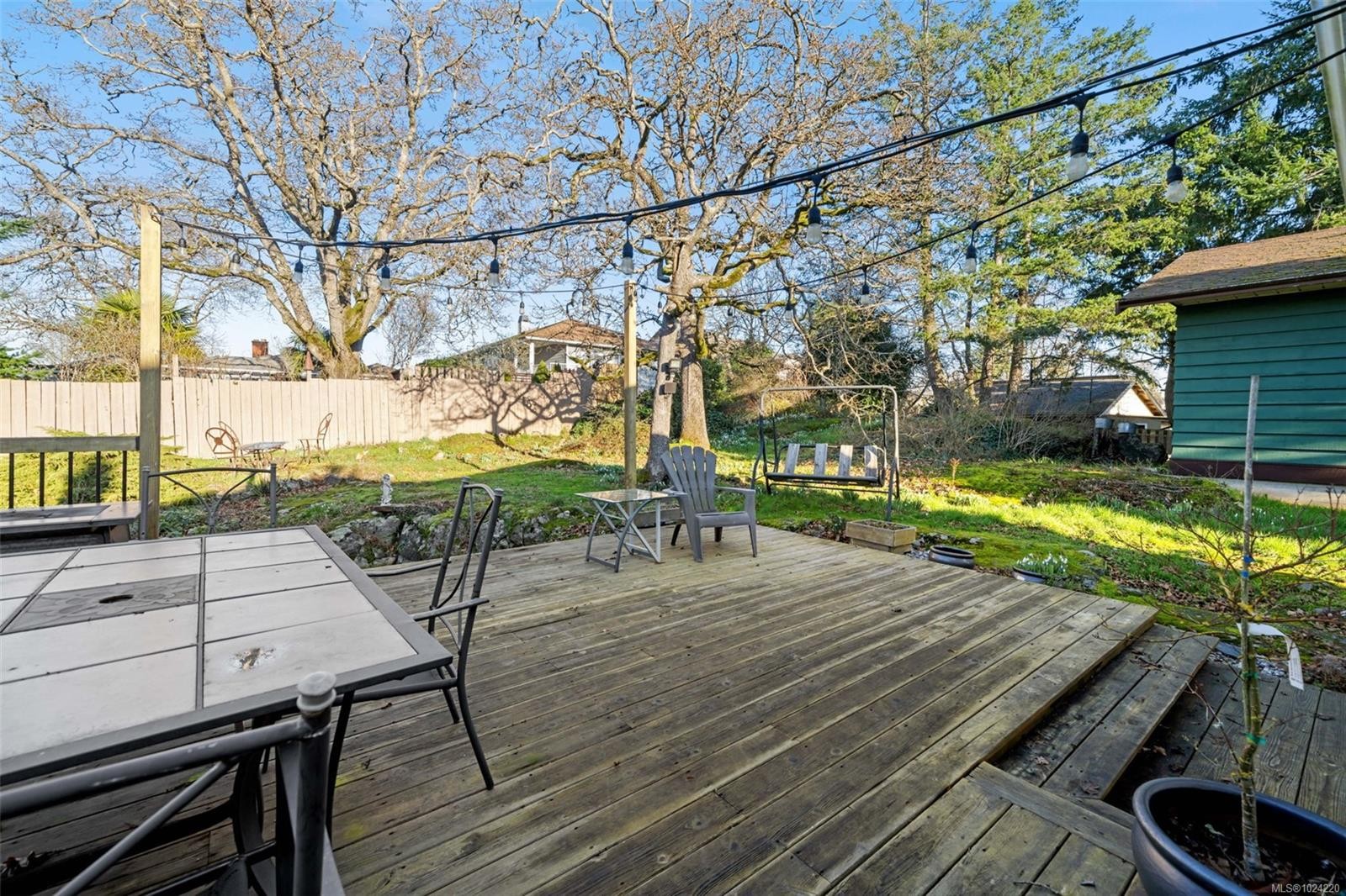 730 Burnside Rd West, Saanich, BC