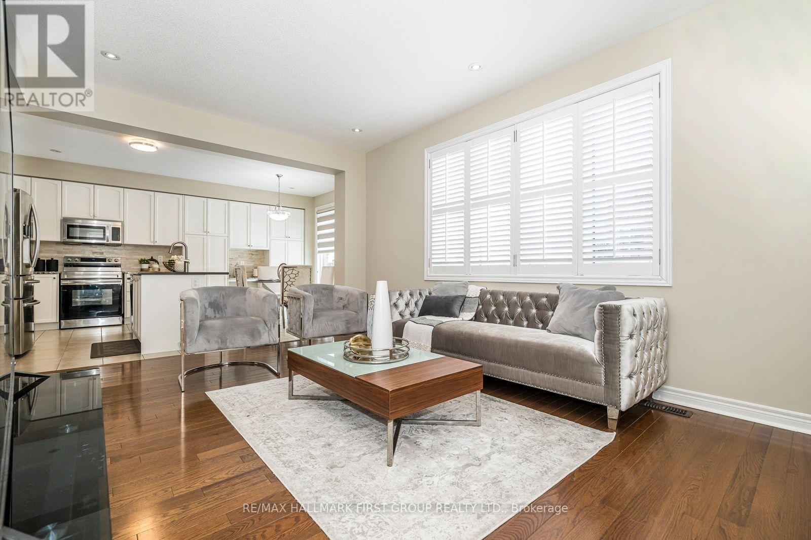49 Bignell Crescent, Ajax, ON - Indoor Photo Showing Living Room