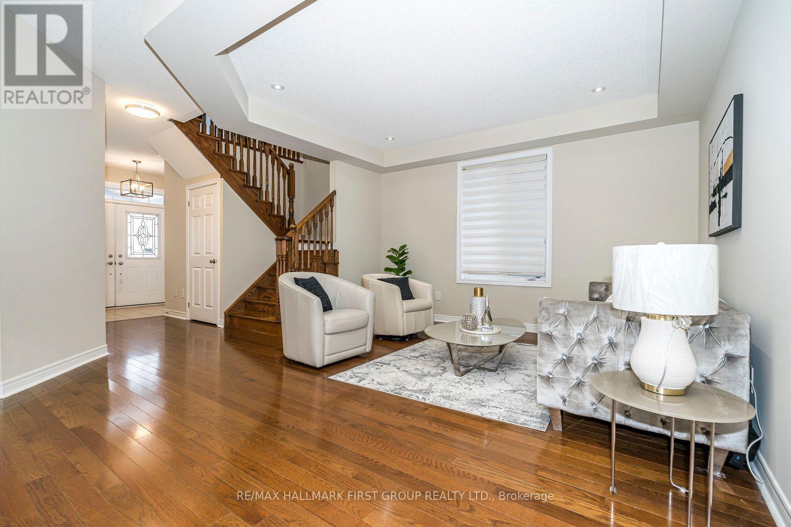 49 Bignell Crescent, Ajax, ON - Indoor Photo Showing Living Room