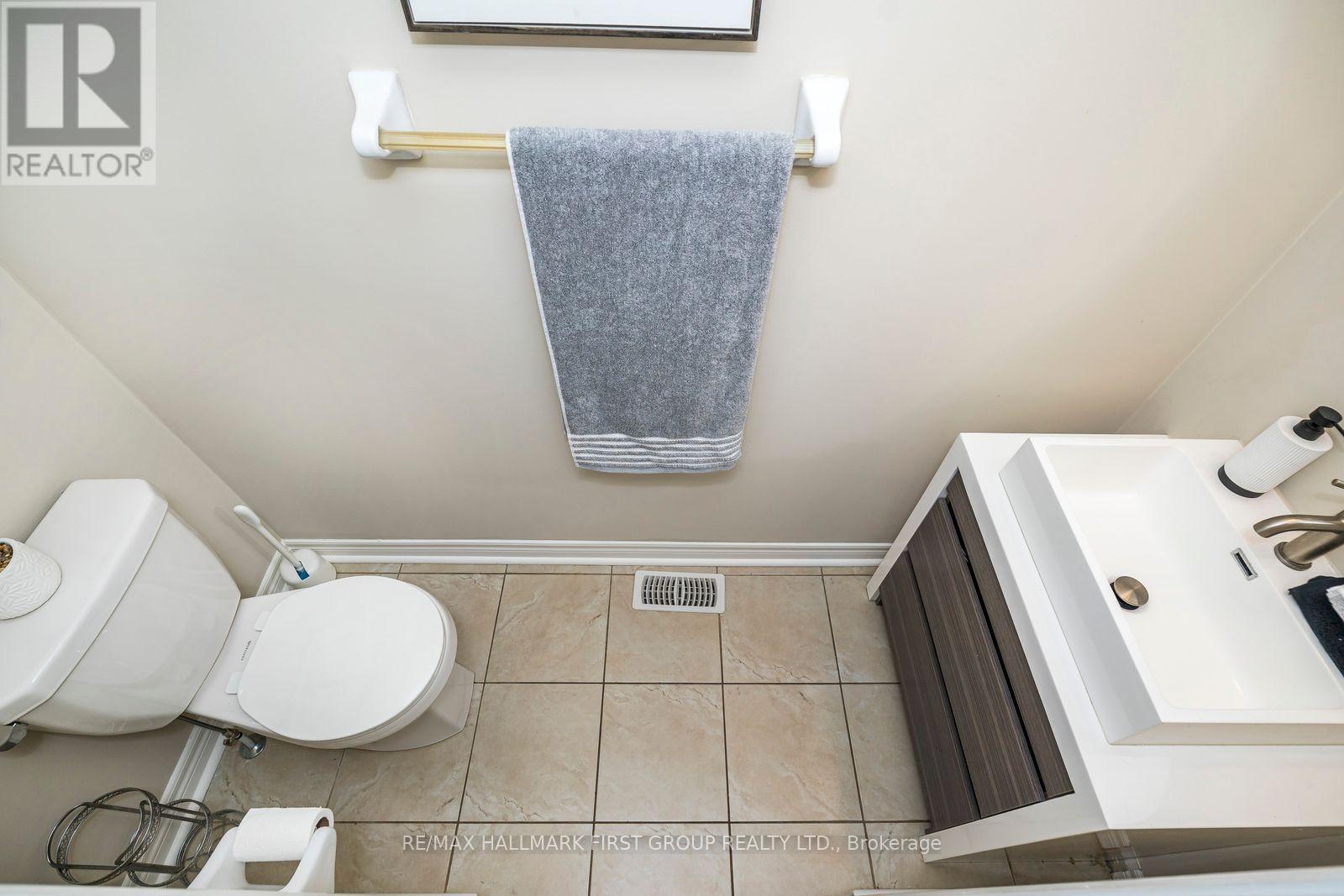 49 Bignell Crescent, Ajax, ON - Indoor Photo Showing Bathroom