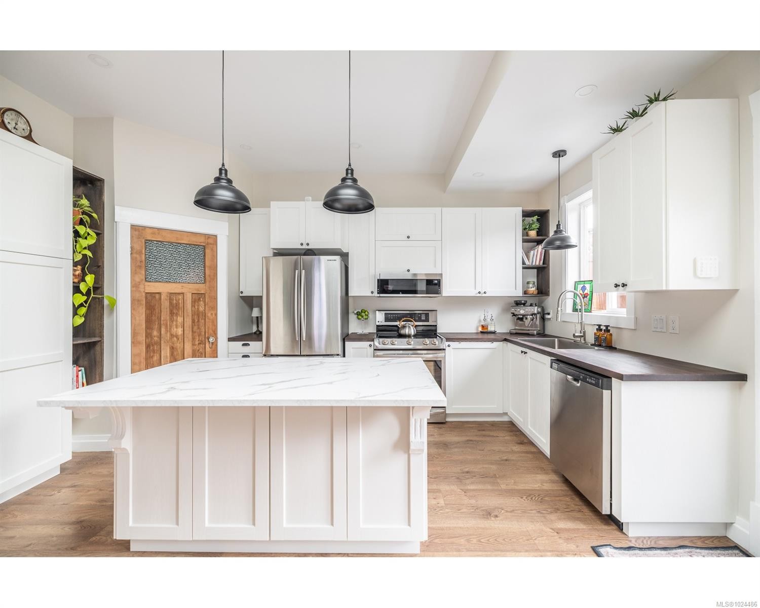 457 Milton St, Nanaimo, BC