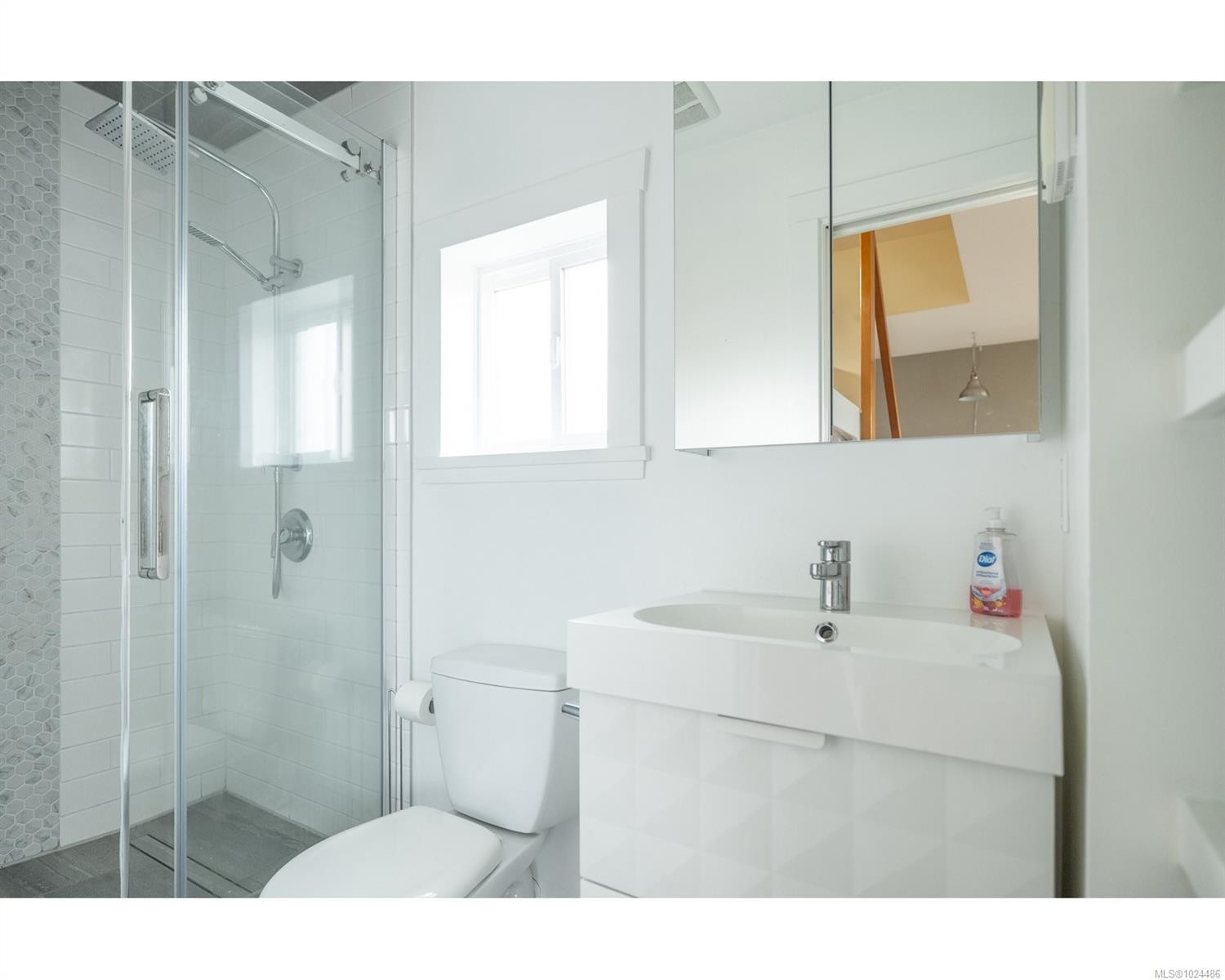 457 Milton St, Nanaimo, BC