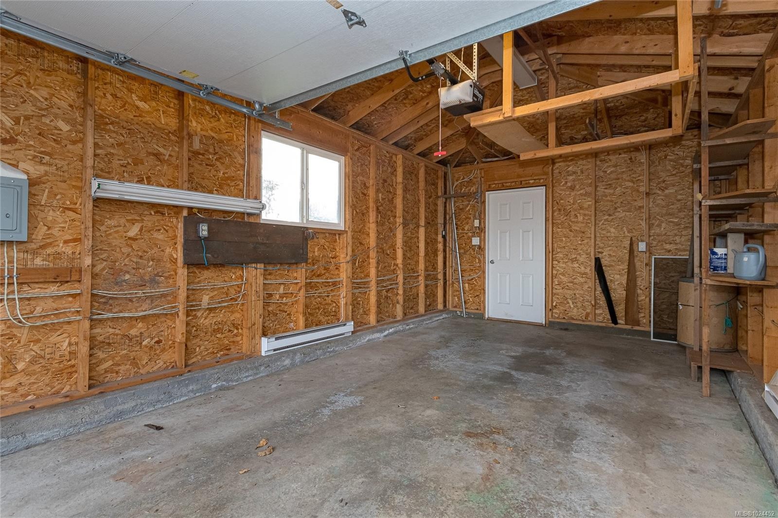 1697 Cedarwood Close, Saanich, BC