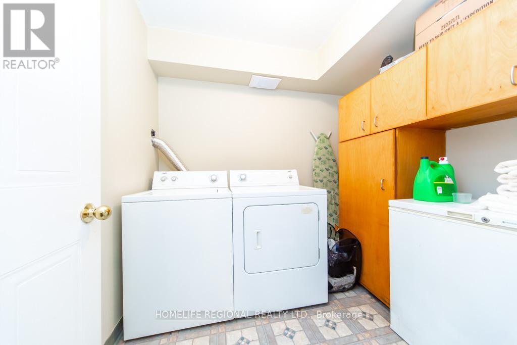 202 - 1665 Pickering Parkway, Pickering, ON - Indoor Photo Showing Laundry Room