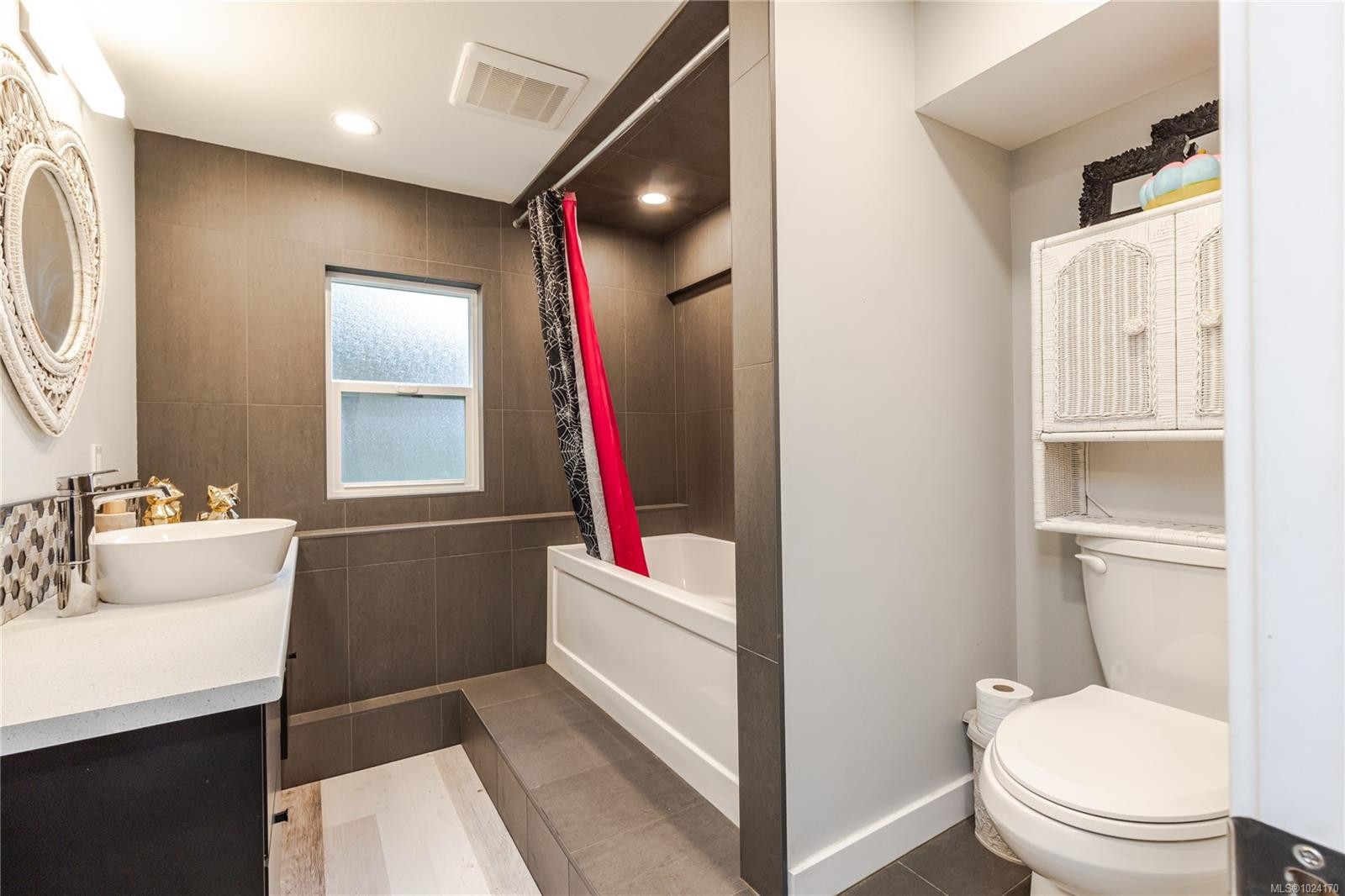 2348 Thomas Pl, Nanaimo, BC