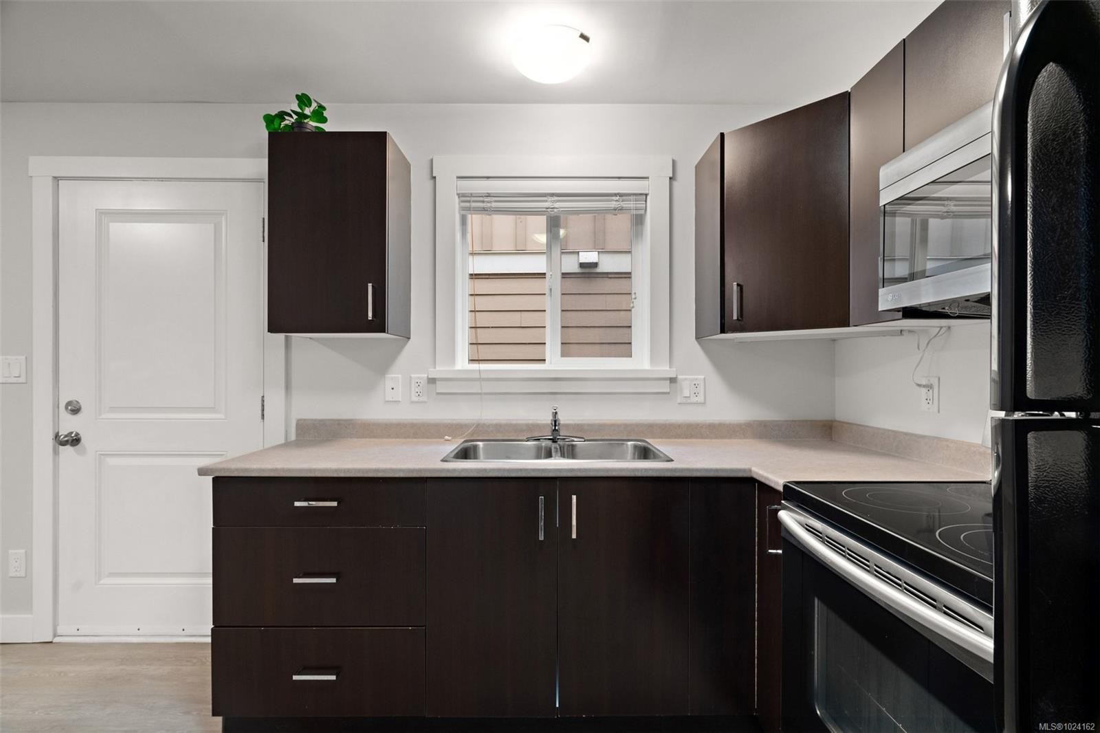 3047 Alouette Dr, Langford, BC