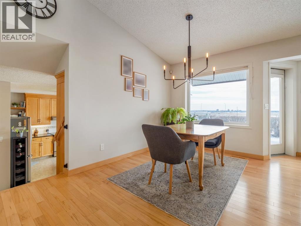 Dining area with views - 90 Chippewa Crescent W, Lethbridge, AB - Indoor Photo Showing Dining Room