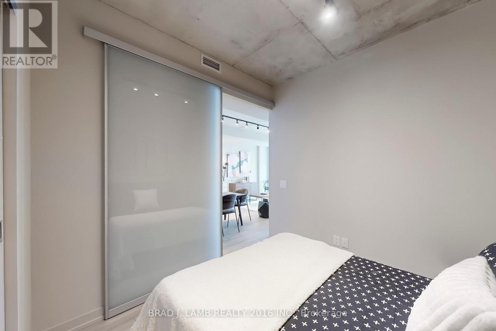 1207 - 458 Richmond Street W, Toronto, ON - Indoor Photo Showing Bedroom