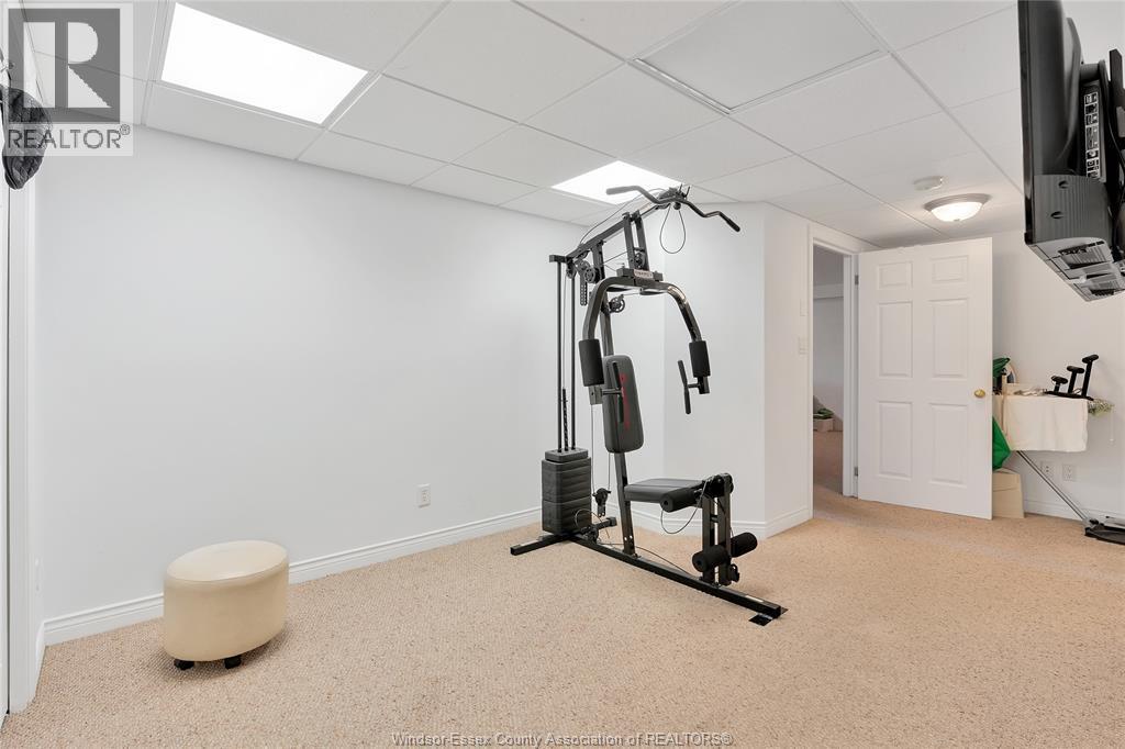 1414 Girard Drive, Lakeshore, ON - Indoor Photo Showing Gym Room