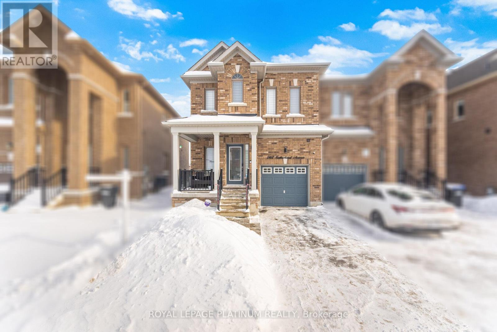 202 Sutherland Avenue, Bradford West Gwillimbury, ON - Outdoor