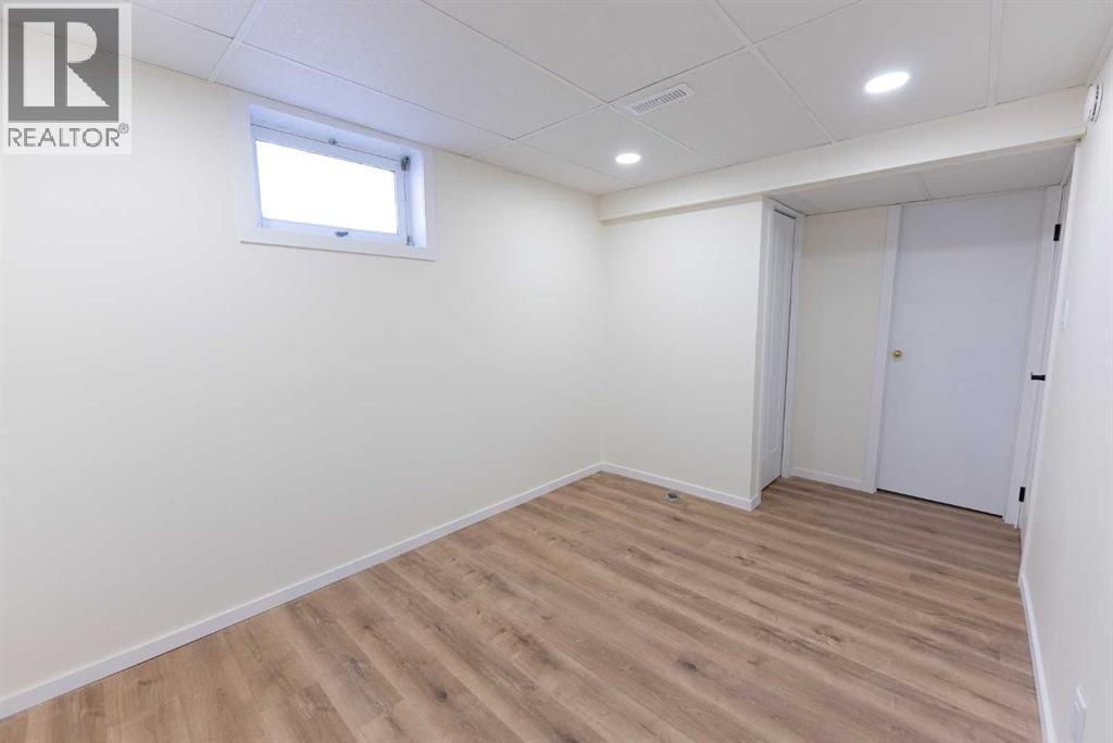 215 Overdown Drive, Red Deer, AB - Indoor