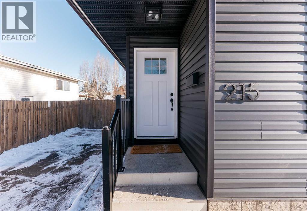 215 Overdown Drive, Red Deer, AB - Outdoor With Exterior
