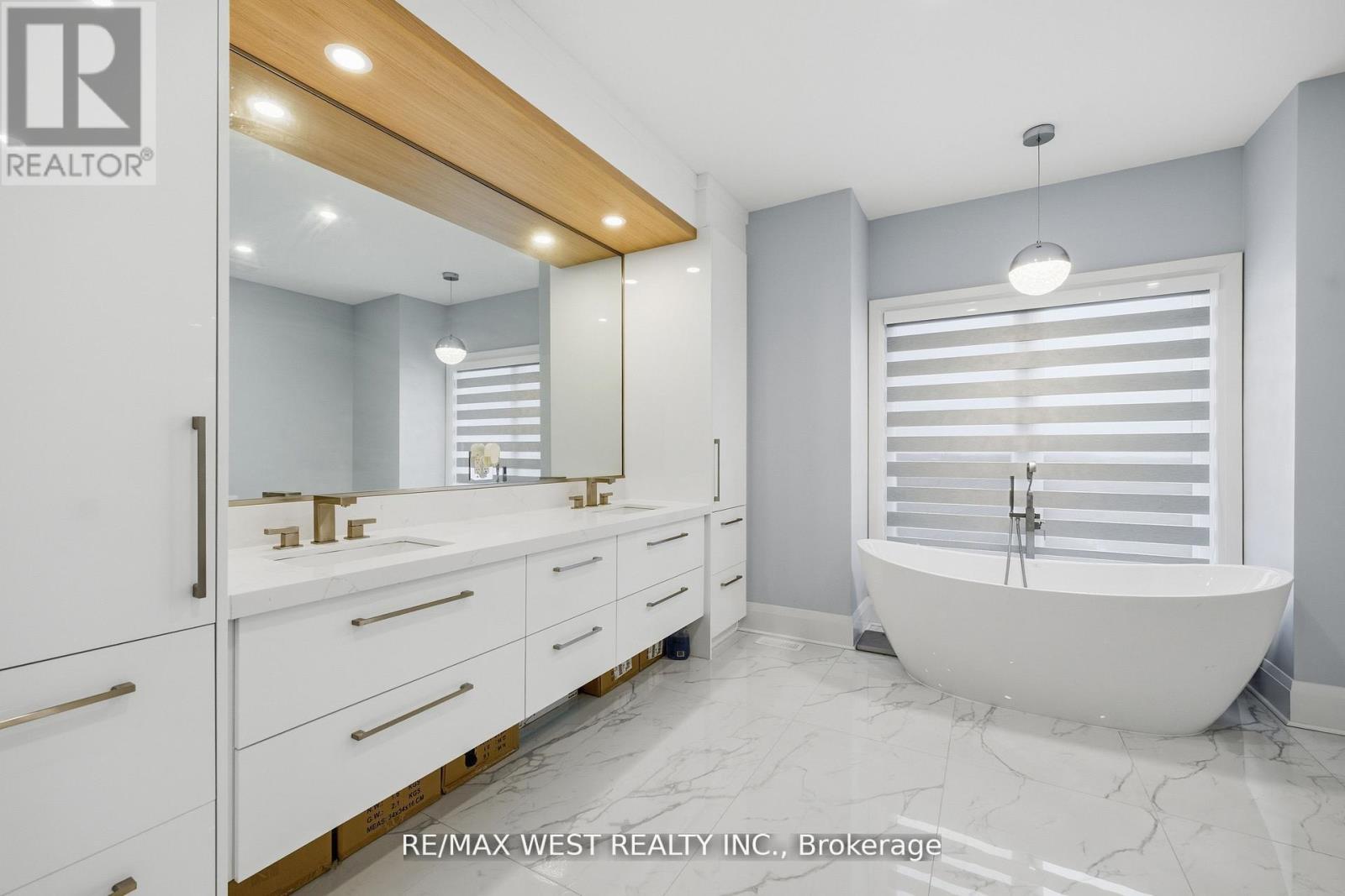 12846 County Road 2 Road, Cramahe, ON - Indoor Photo Showing Bathroom