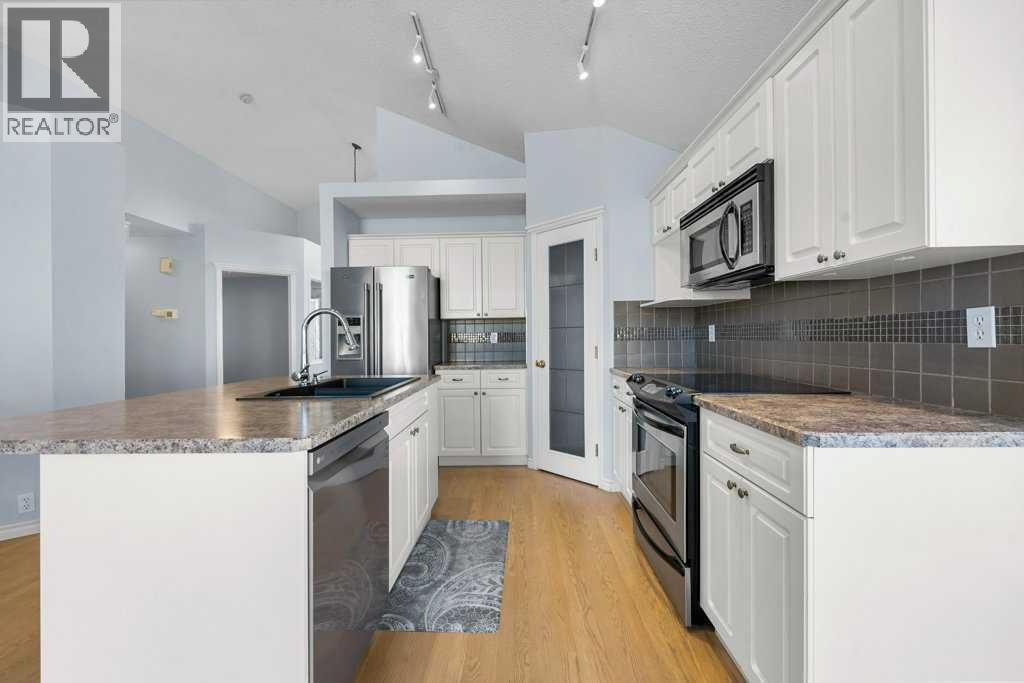 58 Chaparral Close Se, Calgary, AB - Indoor Photo Showing Kitchen With Upgraded Kitchen