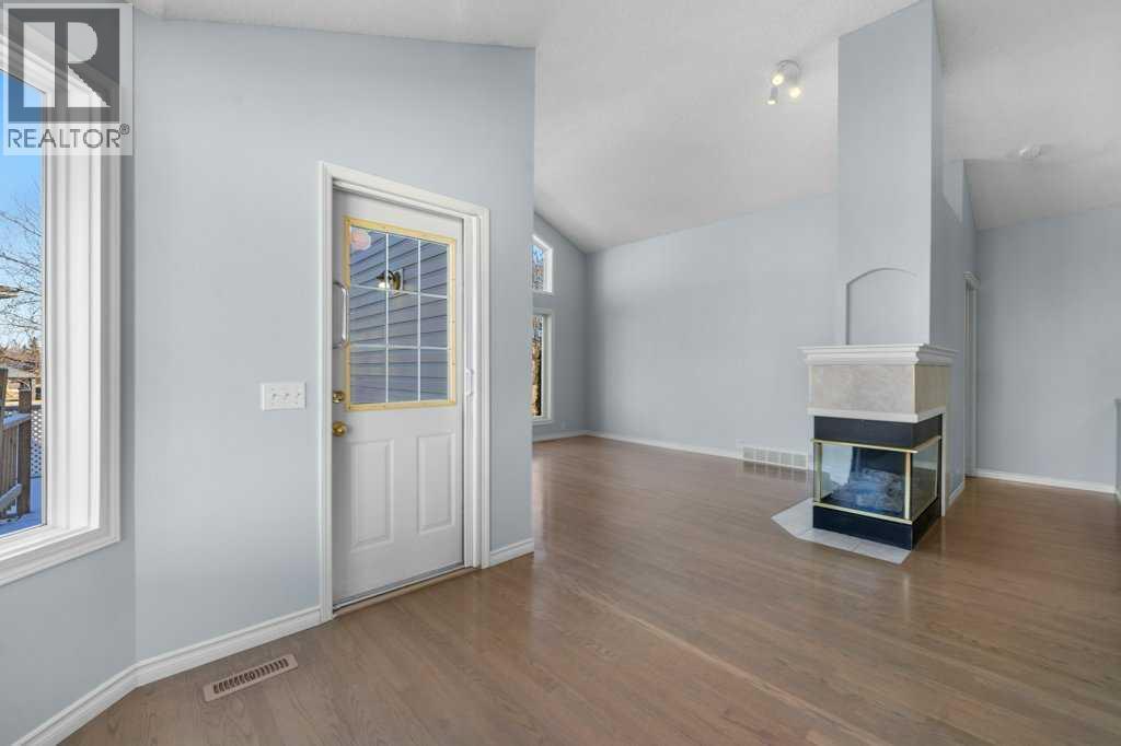58 Chaparral Close Se, Calgary, AB - Indoor Photo Showing Other Room