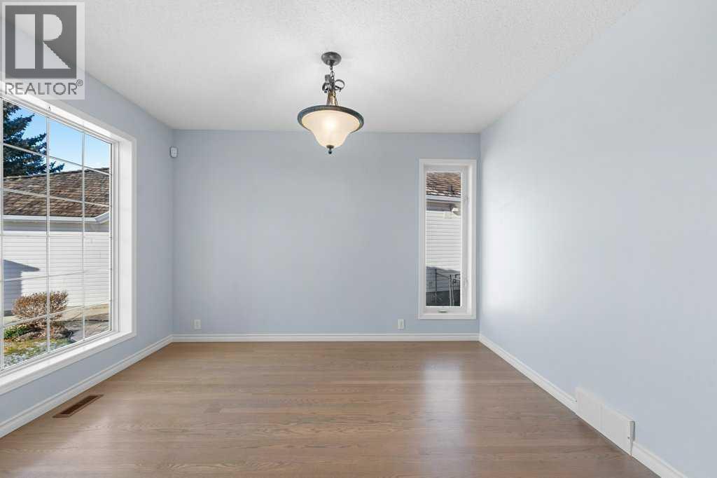 58 Chaparral Close Se, Calgary, AB - Indoor Photo Showing Other Room