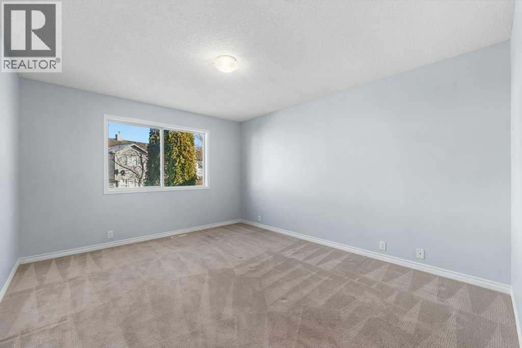 58 Chaparral Close Se, Calgary, AB - Indoor Photo Showing Other Room