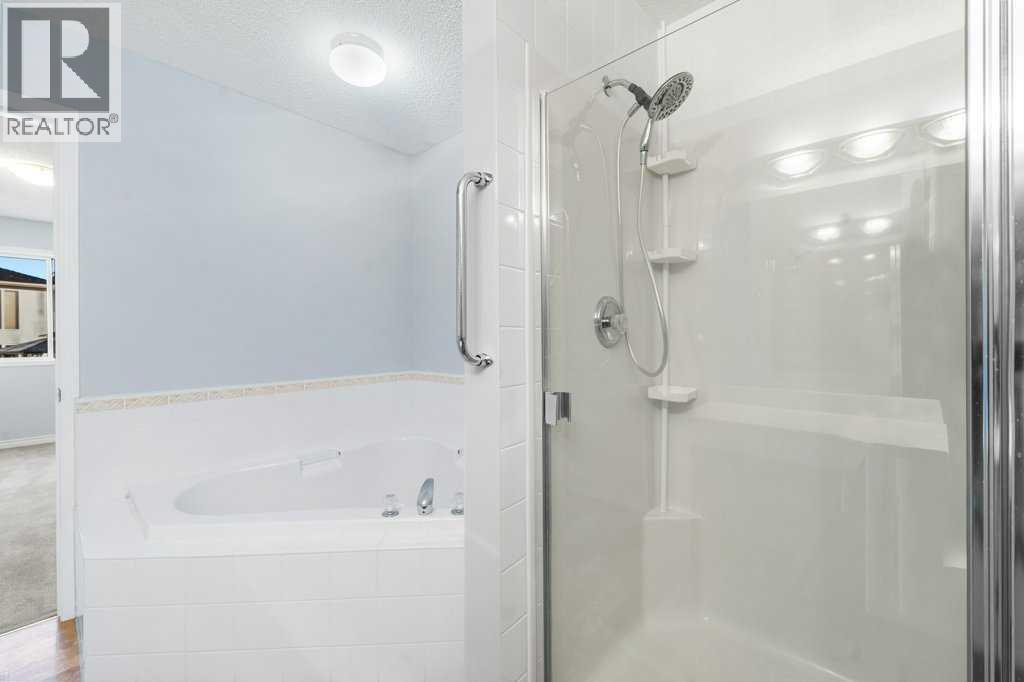 58 Chaparral Close Se, Calgary, AB - Indoor Photo Showing Bathroom