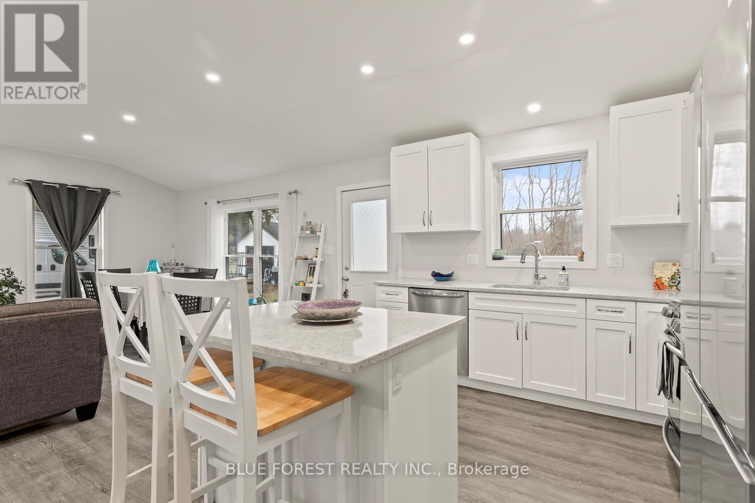 1148 Jane Street, West Elgin (West Lorne), ON - Indoor