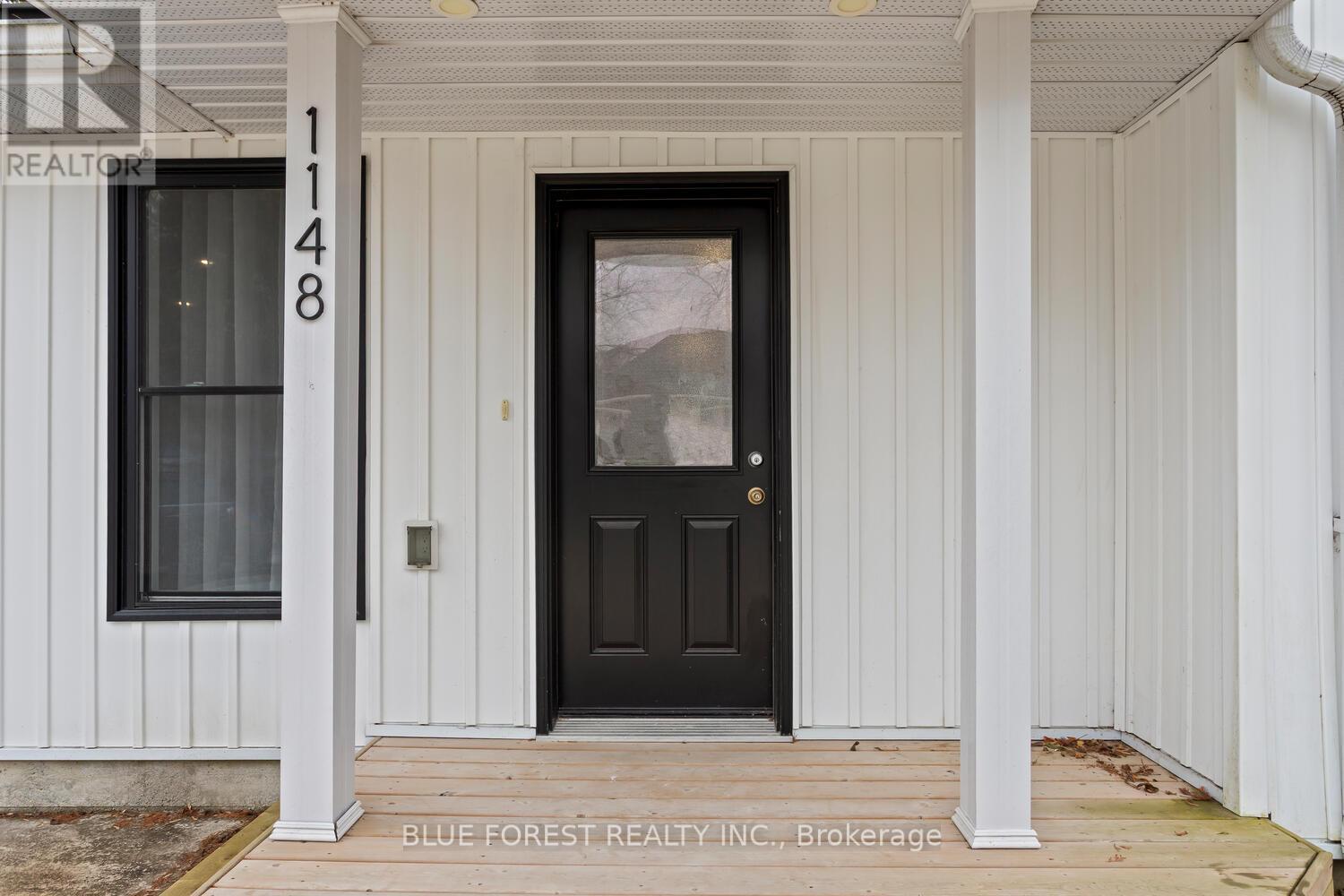 1148 Jane Street, West Elgin (West Lorne), ON - Outdoor With Exterior