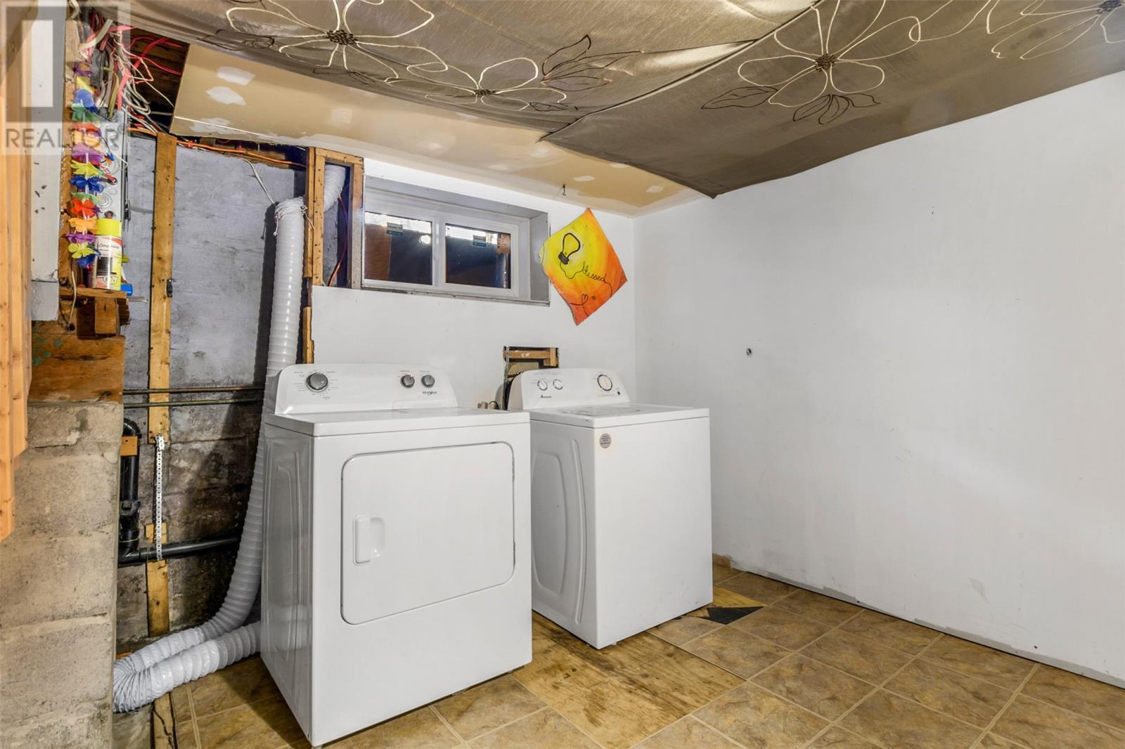 7 Appledore Place, St. John'S, NL - Indoor Photo Showing Laundry Room