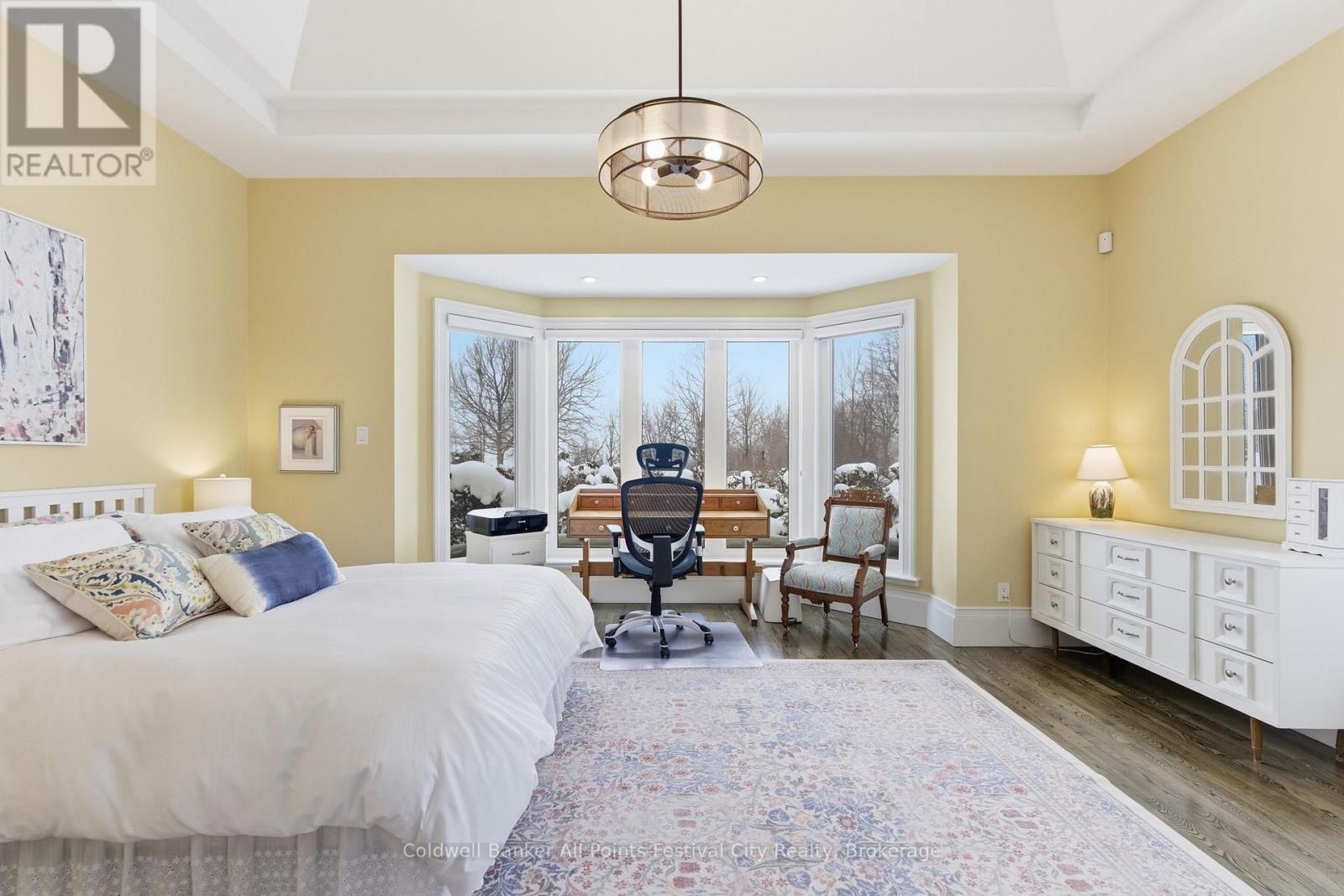 5 Cobourg Street, Goderich (Goderich (Town)), ON - Indoor Photo Showing Bedroom