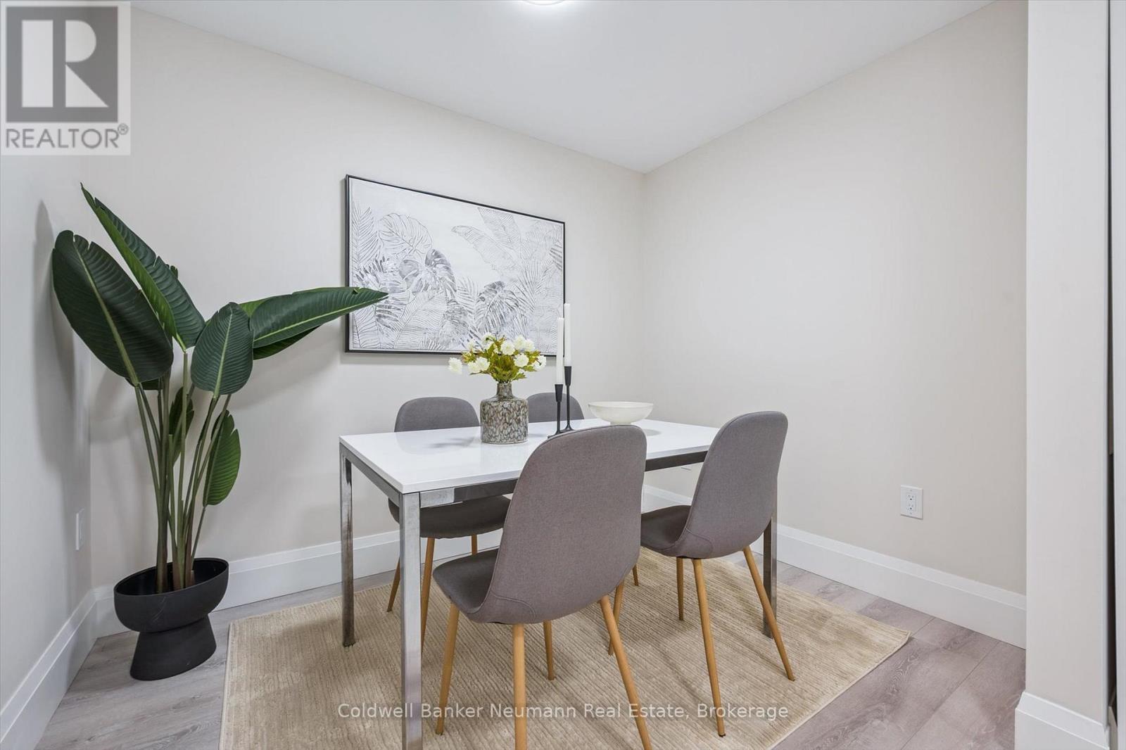 514 - 73 Arthur Street S, Guelph (St. Patrick'S Ward), ON - Indoor Photo Showing Dining Room