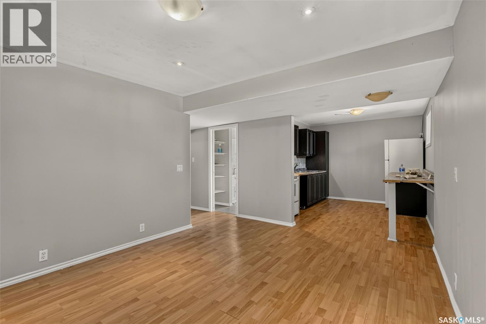 453 21St Street E, Prince Albert, SK - Indoor