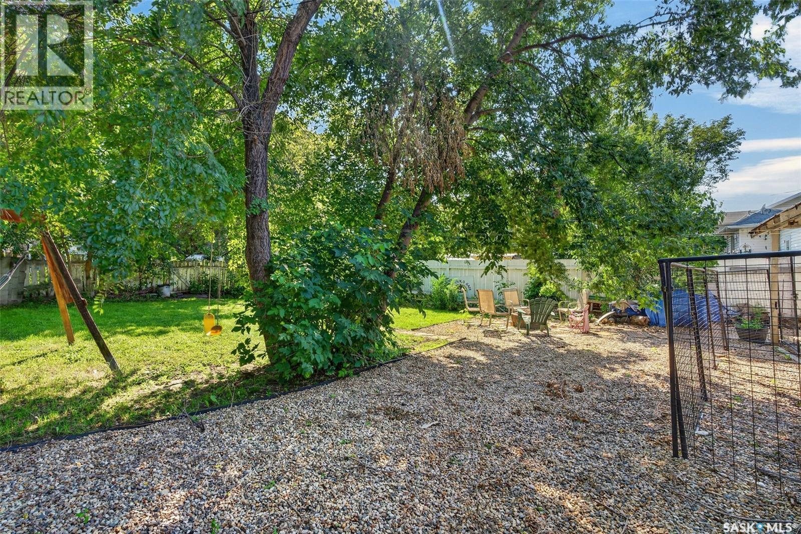 453 21St Street E, Prince Albert, SK - Outdoor