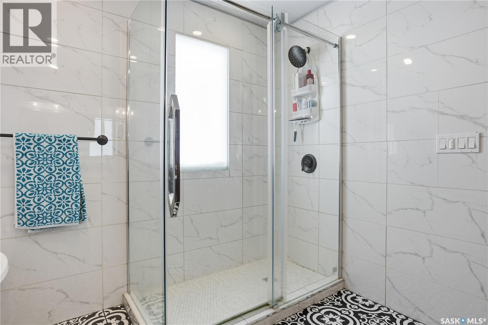 2266 Quebec Street, Regina, SK - Indoor Photo Showing Bathroom