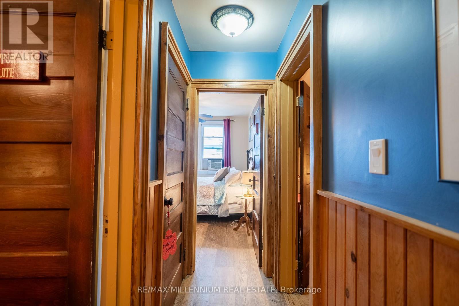 830 Muskoka Road S, Gravenhurst, ON