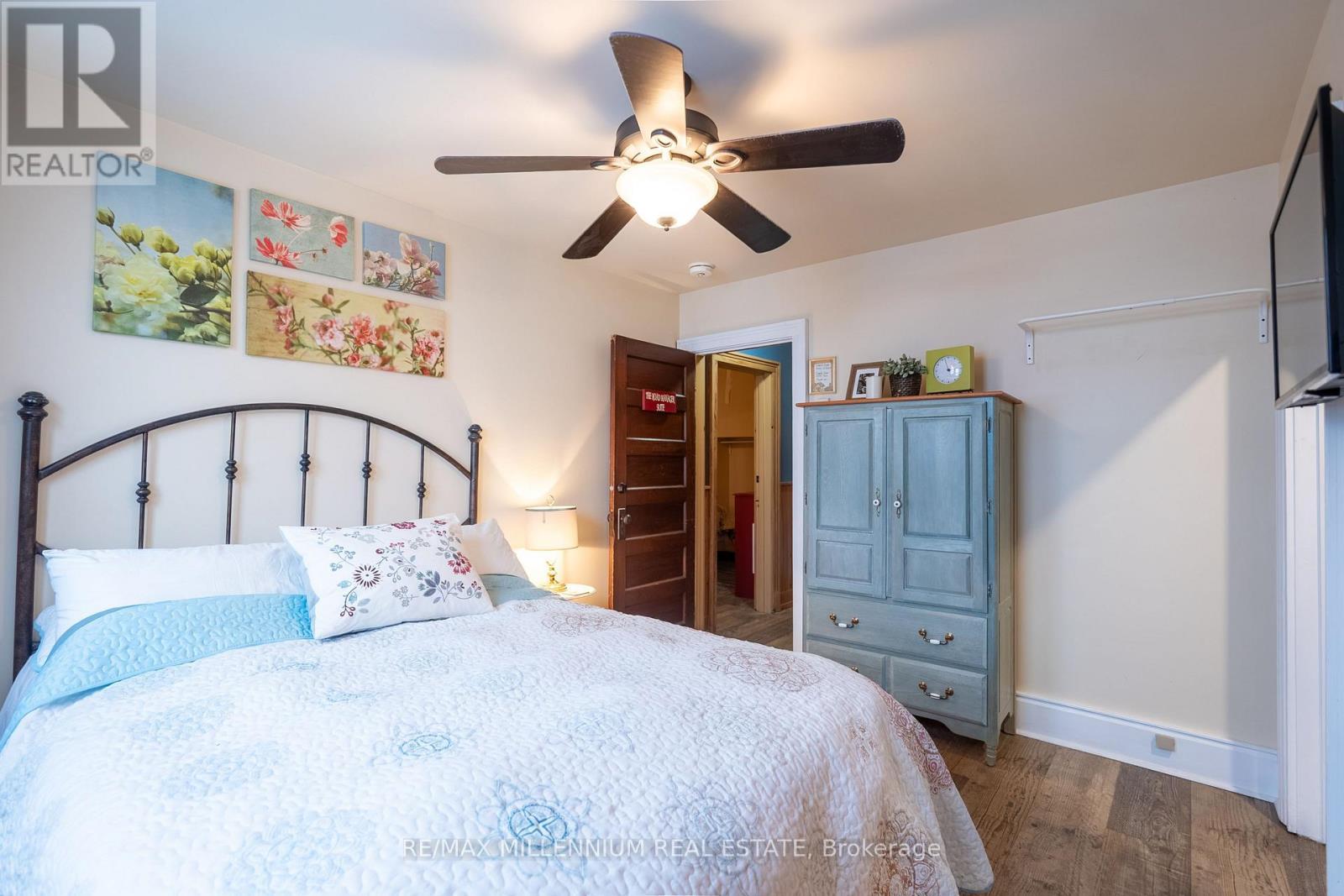 830 Muskoka Road S, Gravenhurst, ON