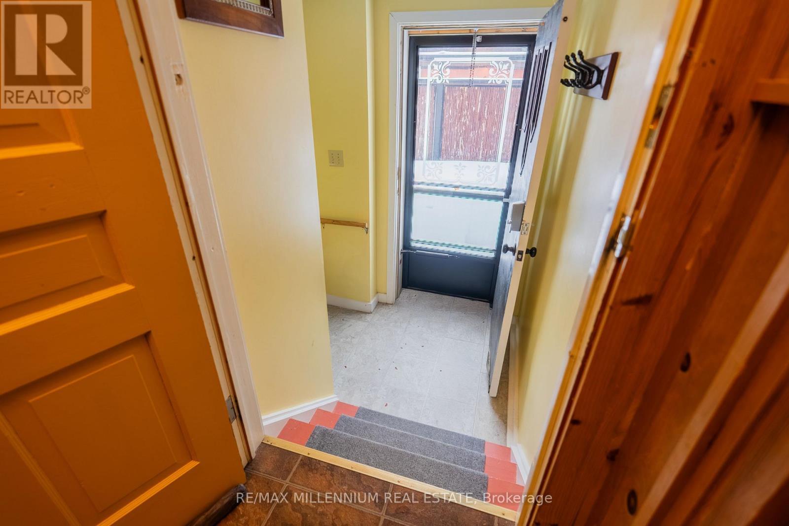 830 Muskoka Road S, Gravenhurst, ON