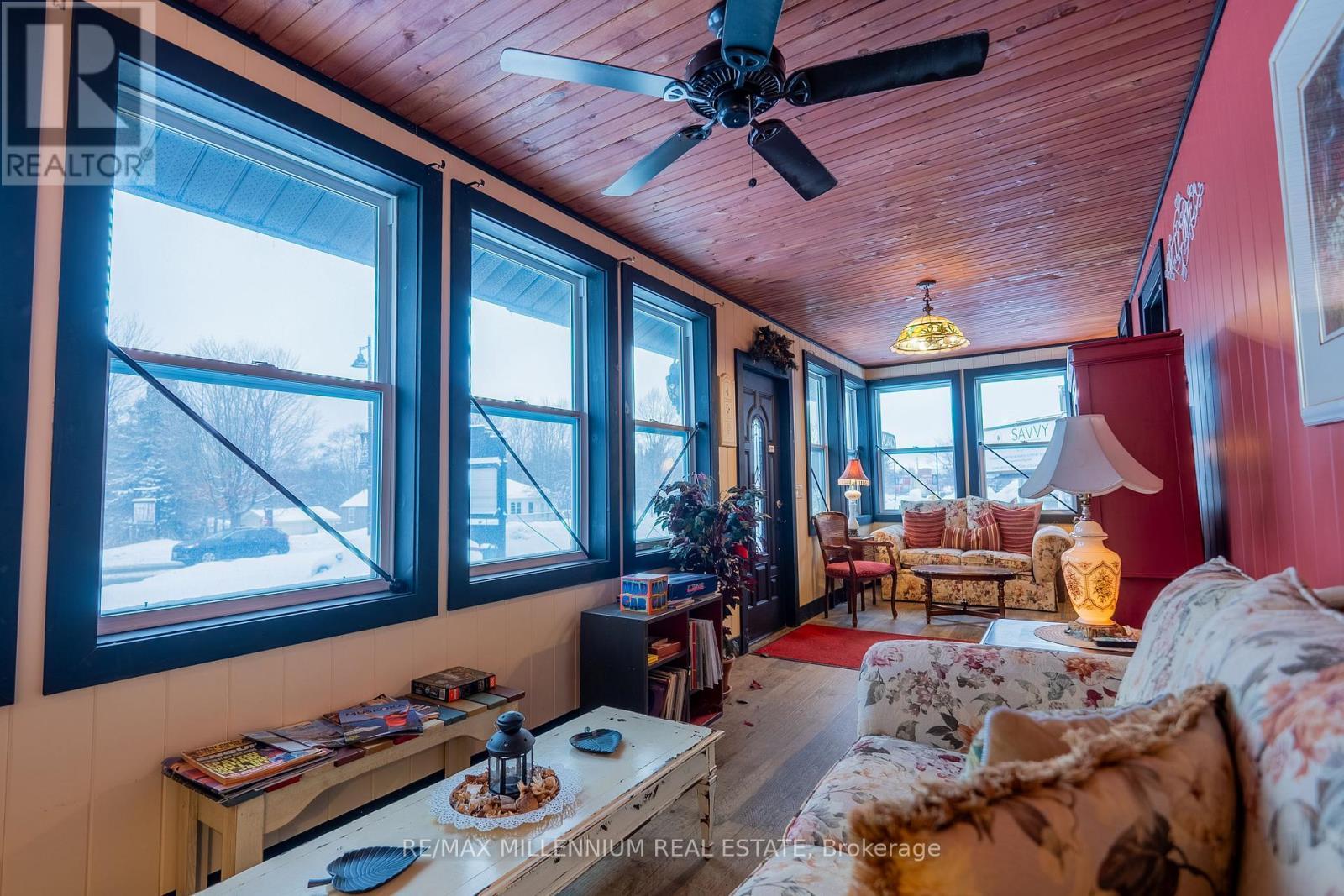 830 Muskoka Road S, Gravenhurst, ON