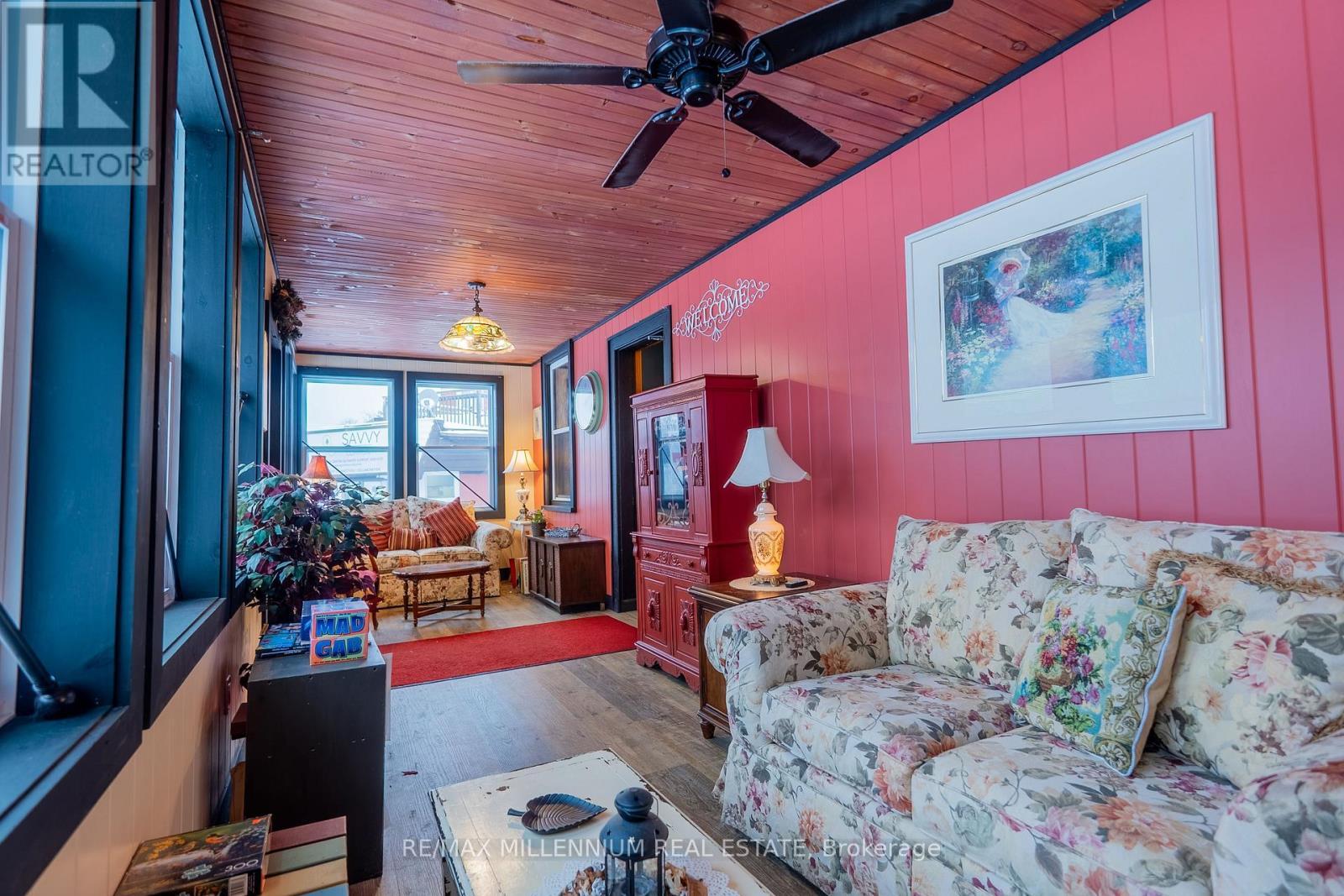 830 Muskoka Road S, Gravenhurst, ON