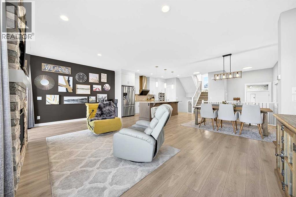 13 Cranbrook Close Se, Calgary, AB - Indoor Photo Showing Other Room