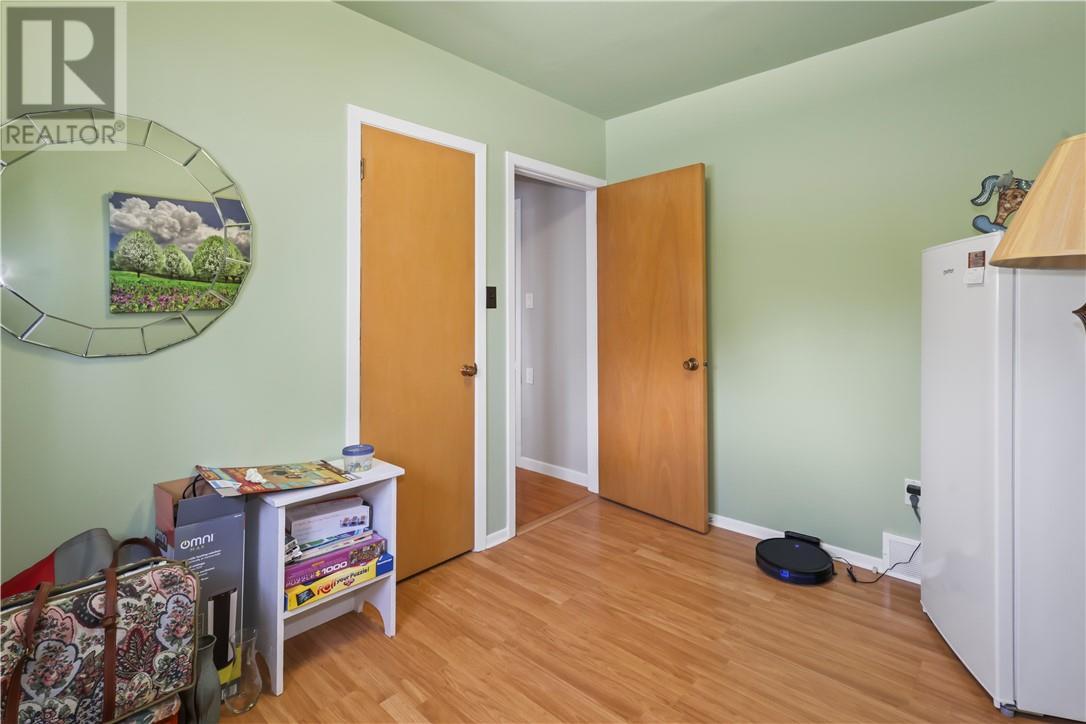 53 Walcot Street, Little Current, ON - Indoor